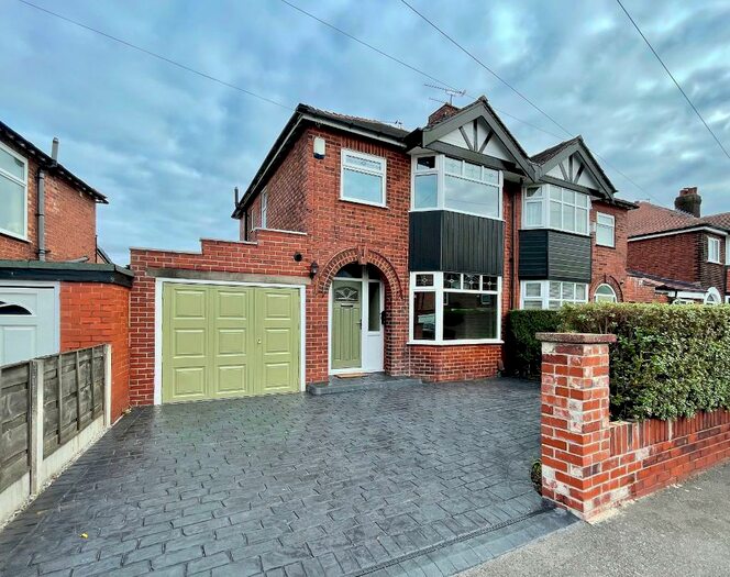 3 Bedroom Semi-Detached House To Rent In Hayburn Road, Offerton, Stockport, SK2