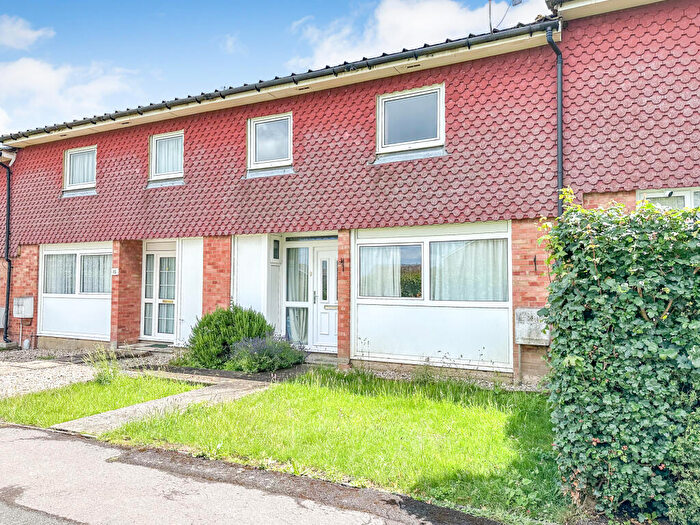 3 Bedroom Terraced House For Sale In Home Farm, Highworth, SN6
