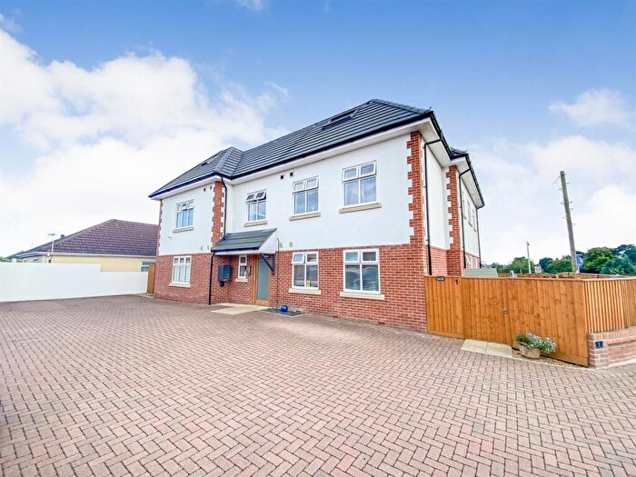 1 Bedroom Apartment For Sale In Good Road, Poole, BH12