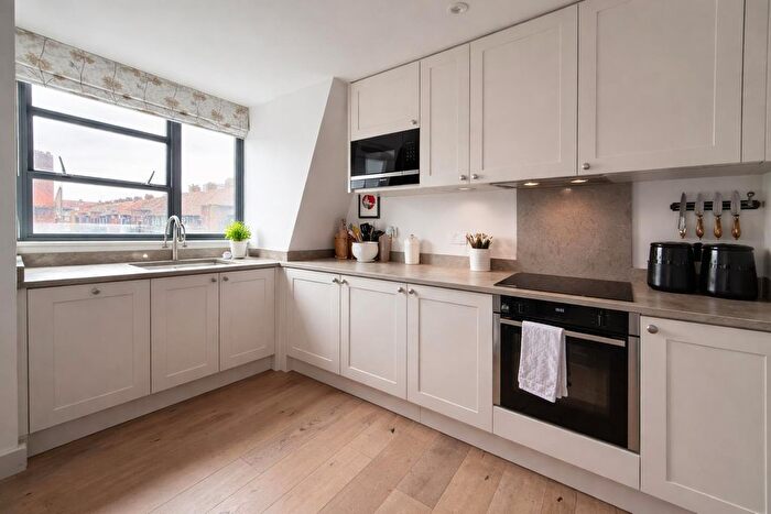 2 Bedroom Property To Rent In Watney Street, London, E1