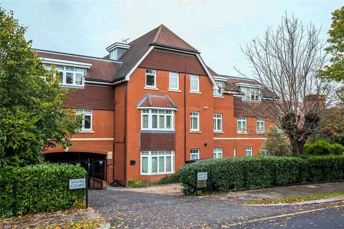 2 Bedroom Flat To Rent In Salvin Court, Torrington Park, North Finchley, London, N12