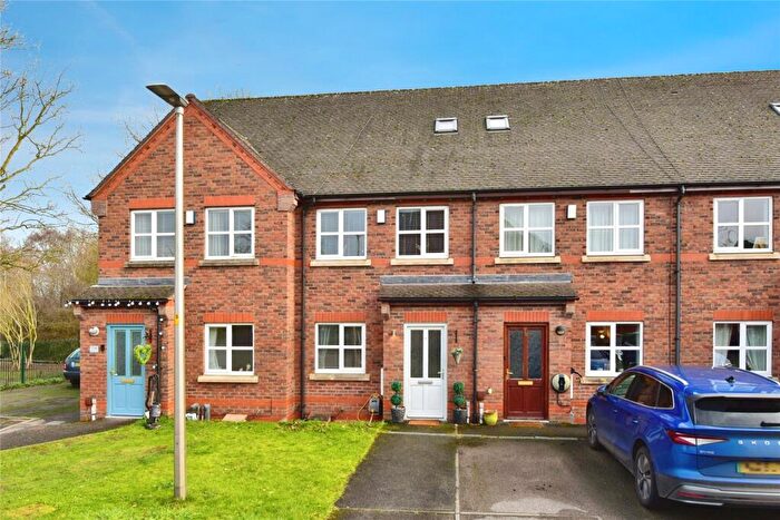 3 Bedroom Town House For Sale In Blenheim Park, Sandbach, Cheshire, CW11