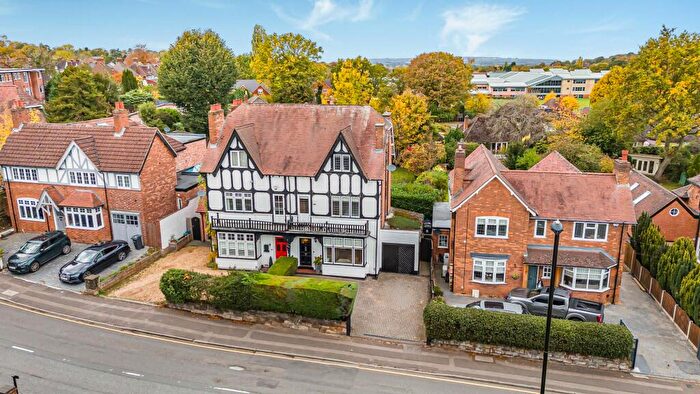 5 Bedroom Semi Detached House For Sale In Belwell Lane, Sutton Coldfield, B74