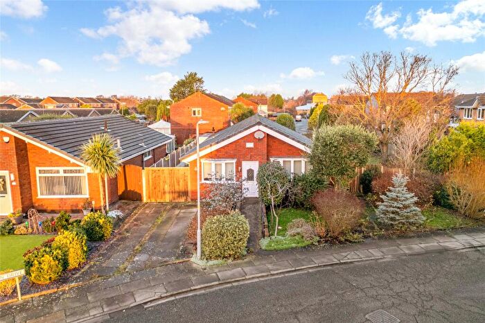 3 Bedroom Bungalow For Sale In Wollaton Drive, Southport, Merseyside, PR8