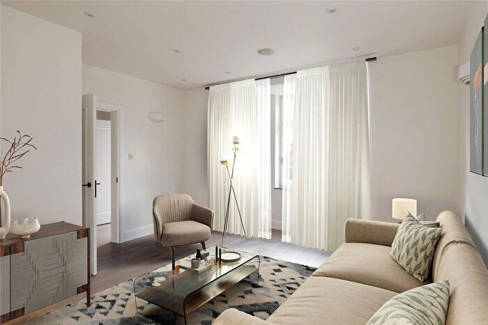 6 Bedroom Detached House To Rent In Vineyard Hill Road, Wimbledon, London, SW19