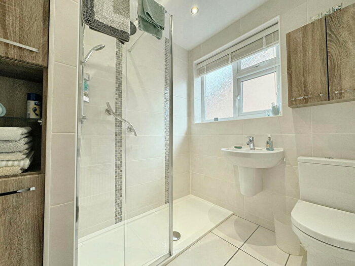 2 Bedroom Detached Bungalow For Sale In Bryn Derwen, Abergele, LL22