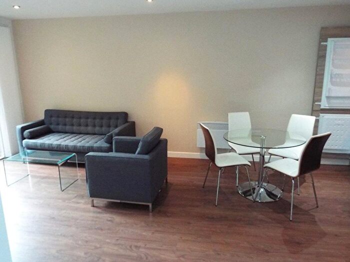 2 Bedroom Flat For Sale In Alto, Sillavan Way, Salford, M3
