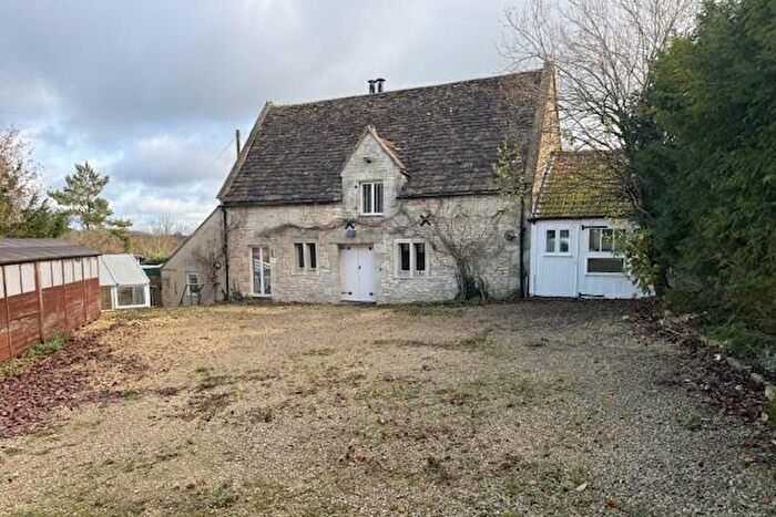 3 Bedroom House For Sale In Henley Court Stables, Henley Lane Box Wiltshire, SN13