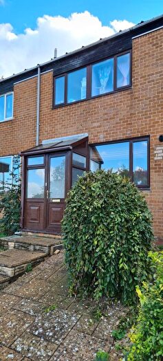 3 Bedroom Property To Rent In The Medway, Northants, NN11
