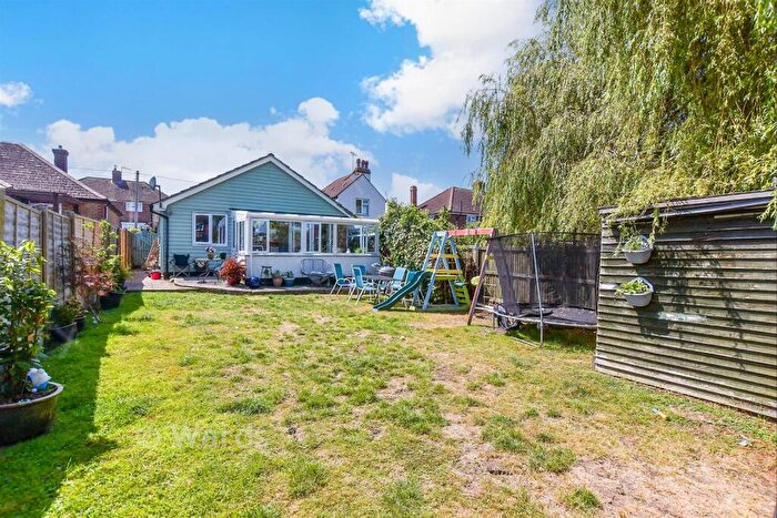 3 Bedroom Detached Bungalow For Sale In Gosselin Street, Whitstable, Kent, CT5