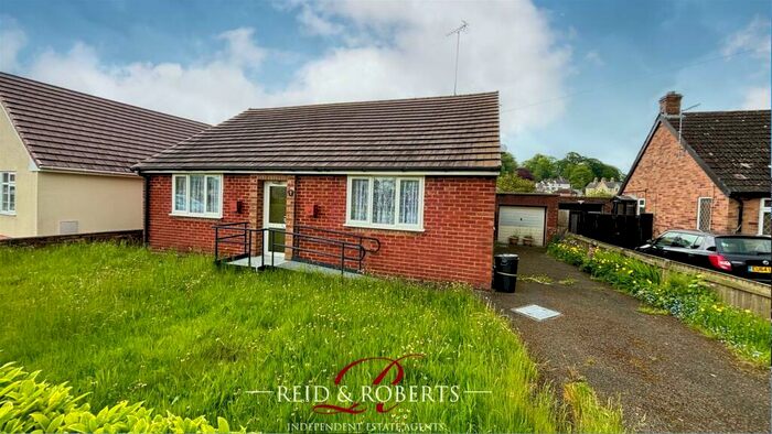 3 Bedroom Detached Bungalow For Sale In Park Avenue, Mold, CH7