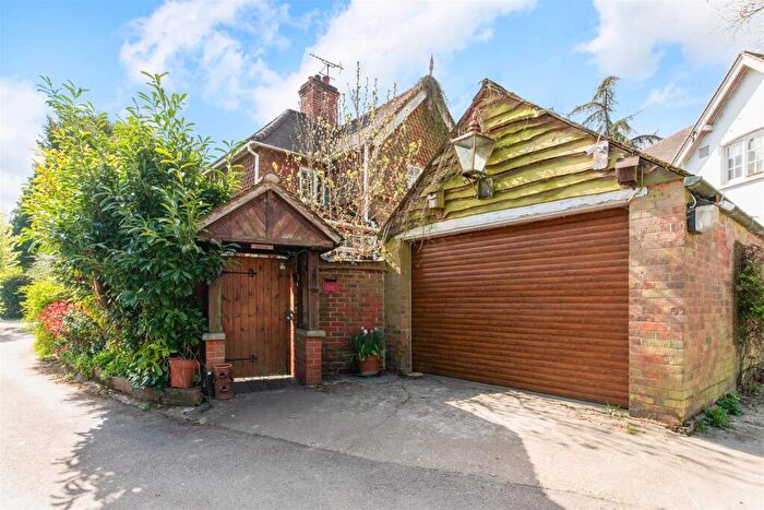 3 Bedroom Detached House For Sale In Hurst Lane, Headley, KT18