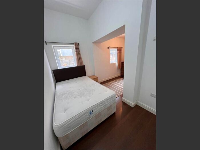 1 Bedroom Flat To Rent In Miskin Street, Flat, Cathays, Cardiff, CF24