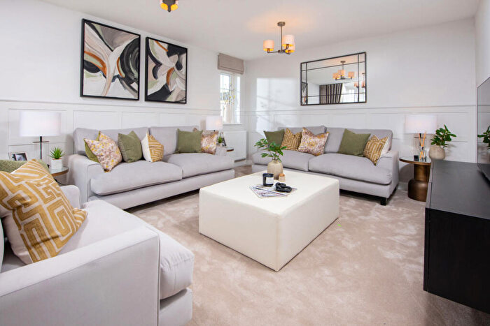 4 Bedroom Detached House For Sale In Woodmansey Mile, Beverley, HU17