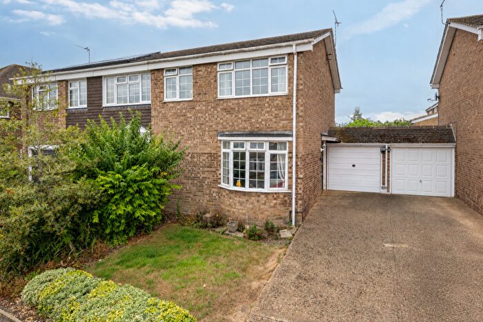 3 Bedroom Semi-Detached House For Sale In Manor Pound Road, Cheddington, Buckinghamshire, LU7