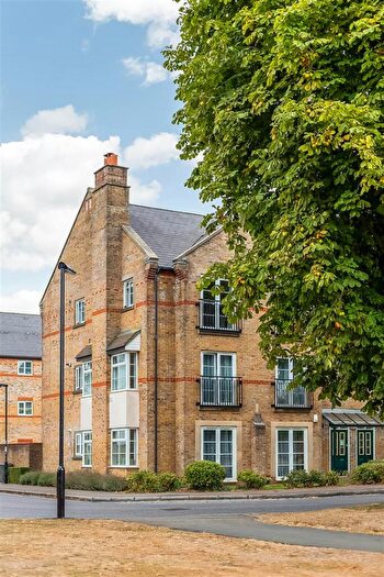 2 Bedroom Apartment For Sale In Coldstream Road, Caterham, CR3