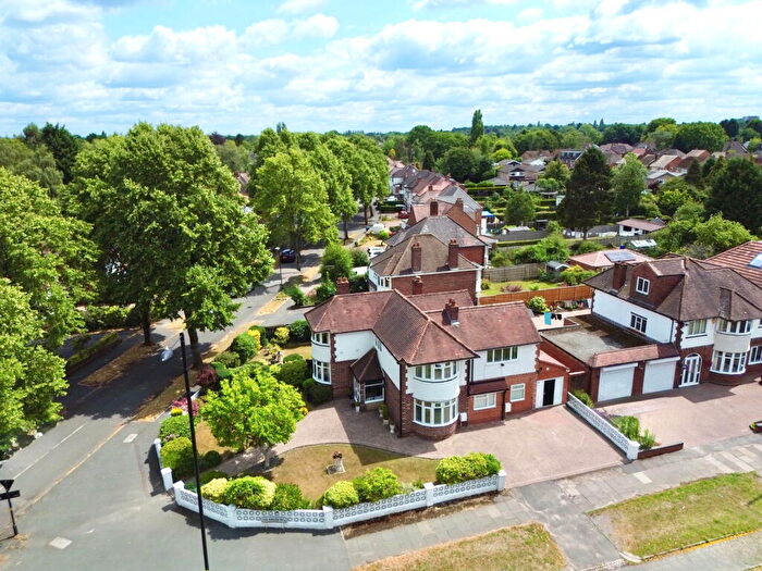 5 Bedroom Detached House For Sale In Boden Road, Hall Green, B28