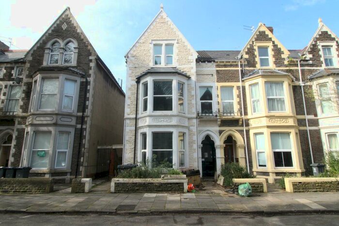 2 Bedroom Flat To Rent In Connaught Road, Roath, Cardiff, CF24