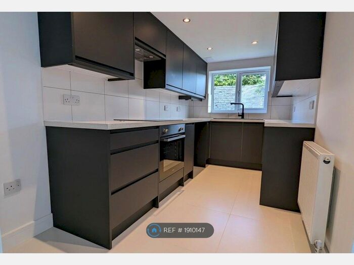 3 Bedroom Terraced House To Rent In Chesterfield Road, Huthwaite, Sutton-In-Ashfield, NG17