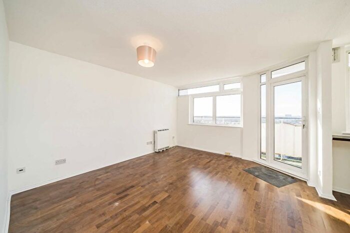 2 Bedroom Flat To Rent In Notting Hill Gate, London, W11