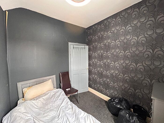 4 Bedroom Terraced House To Rent In Waterloo Road, Smethwick, B66