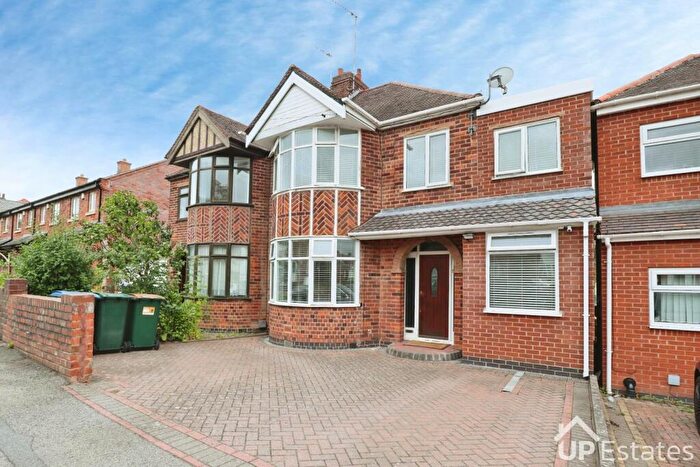 4 Bedroom Semi Detached House To Rent In Gretna Road, Coventry, CV3