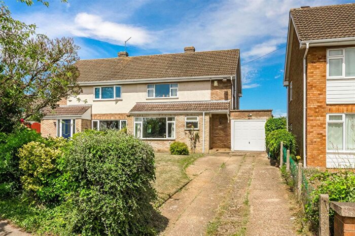 3 Bedroom Semi-Detached House For Sale In Brickhill Road, Wellingborough, NN8