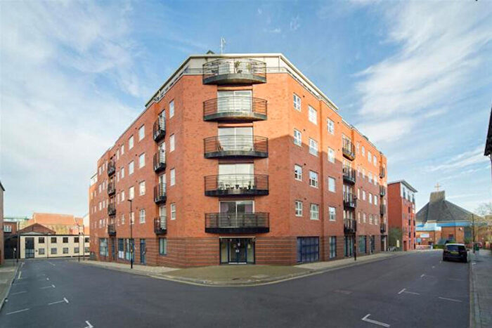 2 Bedroom Apartment To Rent In Qube, Townsend Way, Birmingham, B1
