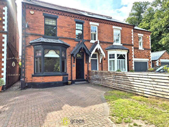 3 Bedroom Semi-Detached House To Rent In Boldmere Road, Sutton Coldfield, West Midlands, B73