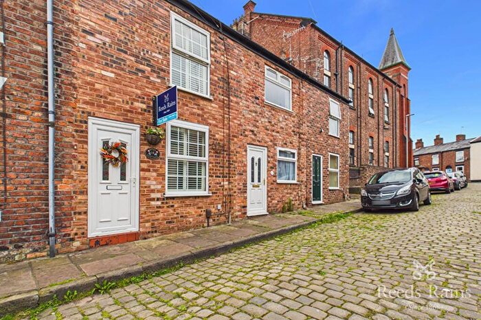 2 Bedroom Terraced House For Sale In Blackshaw Street, Macclesfield, Cheshire, SK11