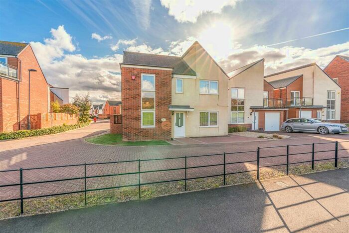 4 Bedroom Detached House To Rent In Bowden Close, Great Park, NE13