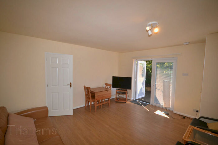 1 Bedroom Apartment To Rent In Marshall Drive, Bramcote, NG9