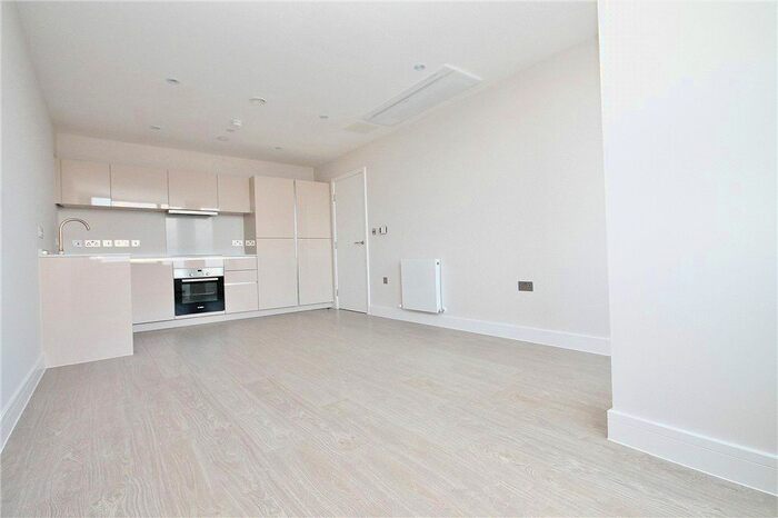1 Bedroom Flat To Rent In Staines Road West, Sunbury-On-Thames, Surrey, TW16