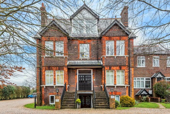 1 Bedroom Apartment To Rent In Bayman Manor, Chesham, HP5