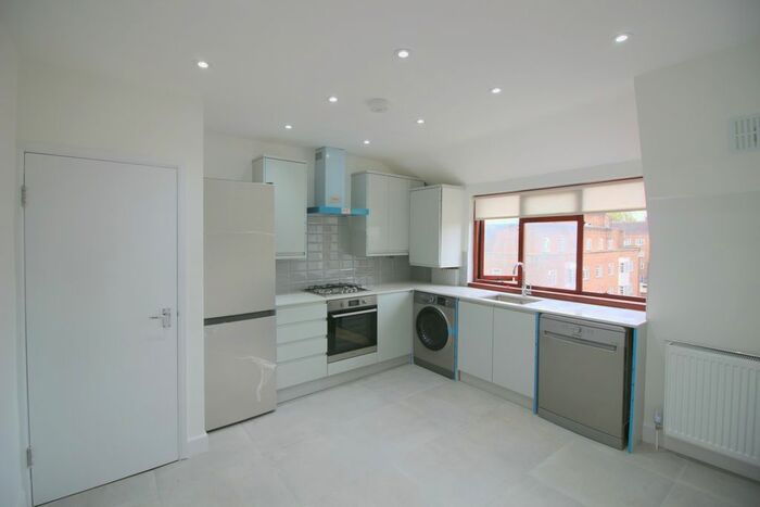 2 Bedroom Flat To Rent In Marchmont Street, London, WC1N