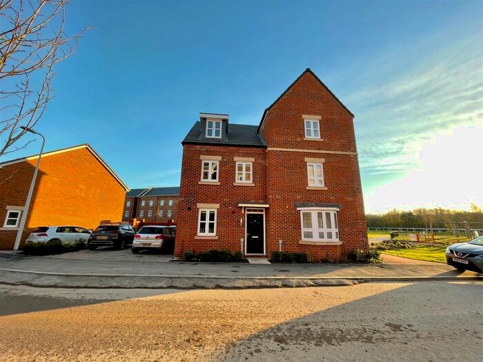 3 Bedroom Semi-Detached House To Rent In Home Straight, Newbury, Berkshire, RG14