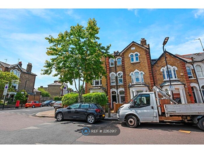 1 Bedroom Flat To Rent In Bouverie Road, London, N16