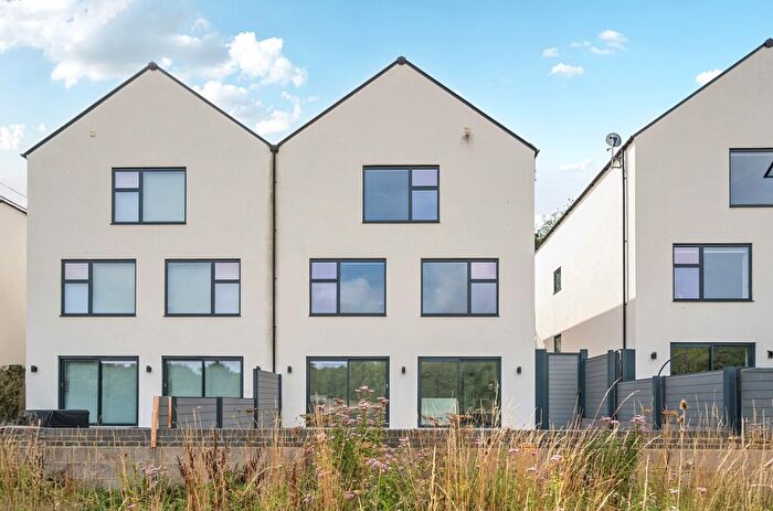 4 Bedroom Detached House For Sale In Wellhouse Lane, Headbourne Worthy, Winchester, Hampshire, SO23