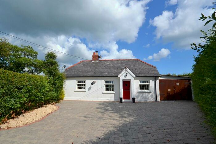 2 Bedroom Detached Bungalow For Sale In Velindre, Llandysul, SA44