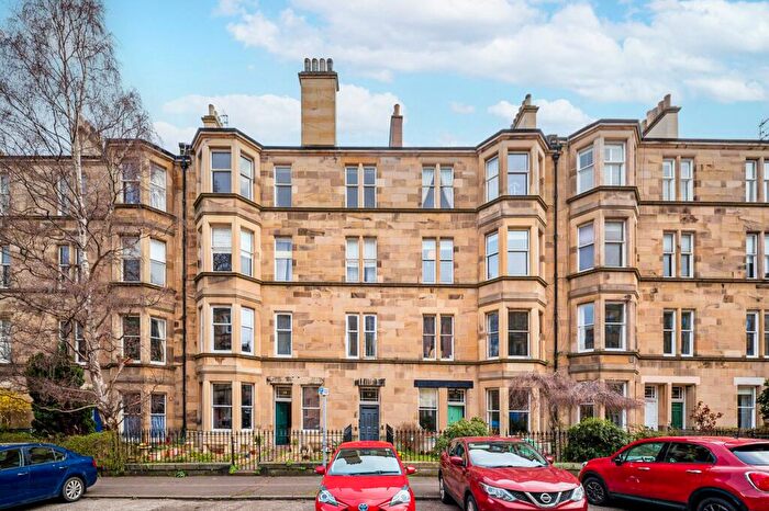 3 Bedroom Apartment For Sale In Spottiswoode Street, Edinburgh, EH9