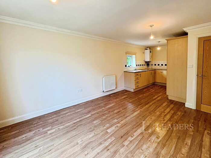 2 Bedroom Flat To Rent In Birchfield Road, Redditch, Worcestershire, B97