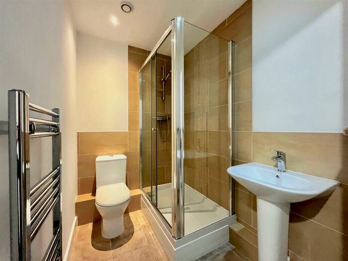 1 Bedroom Apartment For Sale In Worsdell Drive, Marmion Court, Gateshead, NE8