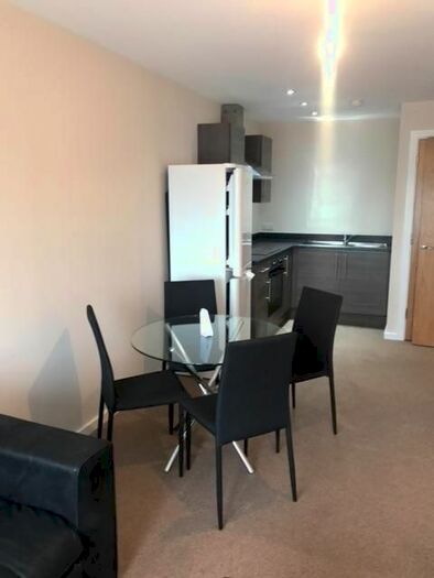1 Bedroom Flat To Rent In High Street, Kingswinford DY6