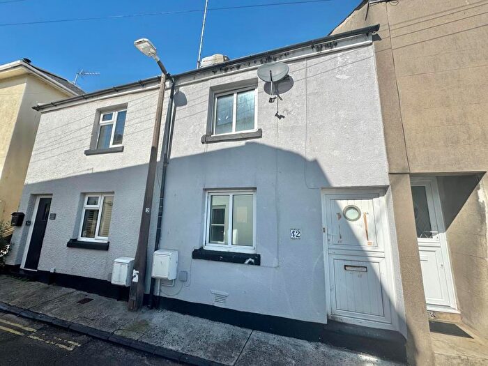 2 Bedroom Cottage For Sale In Higher Street, Brixham, Devon, TQ5