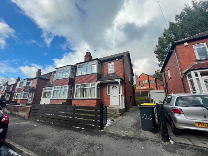 3 Bedroom Semi-Detached House To Rent In Derwentwater Grove, Leeds, West Yorkshire, LS6