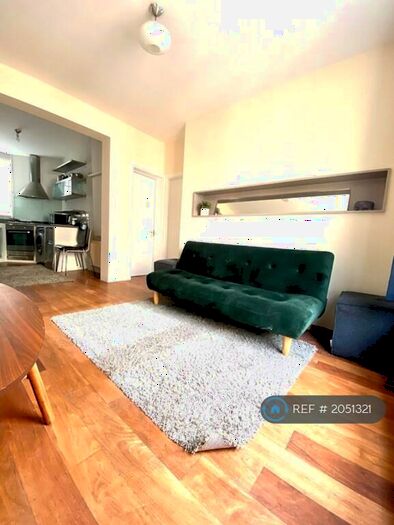 2 Bedroom Flat To Rent In Mark Street, London, EC2A