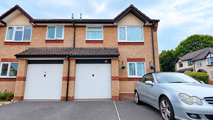 3 Bedroom Semi-Detached House For Sale In Naseby Drive, Heathfield, TQ12