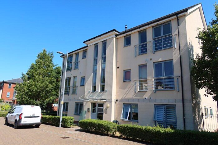 2 Bedroom Flat To Rent In Lister Drive, Northfleet, Kent, – Bedroom Apartment, DA11
