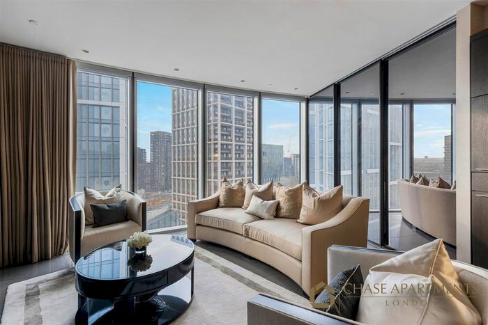 1 Bedroom Flat For Sale In The Tower, St George Wharf, Vauxhall, SW8