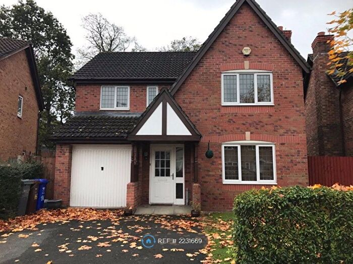 4 Bedroom Detached House To Rent In Downes Way, Manchester, M22